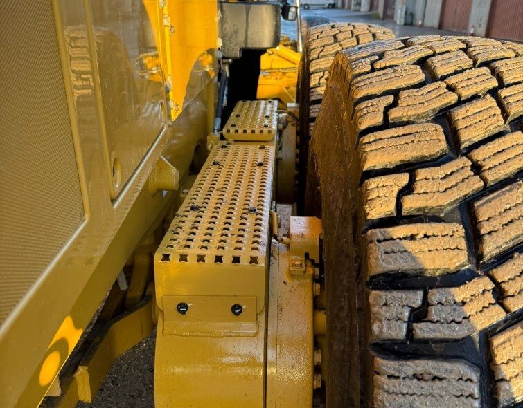 CATERPILLAR CATERPILLAR 12M3 AWD***IMMACULATE/REGISTERED***